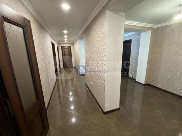 3-к квартира, 108 кв.м. 3-к квартира, 108 кв.м.