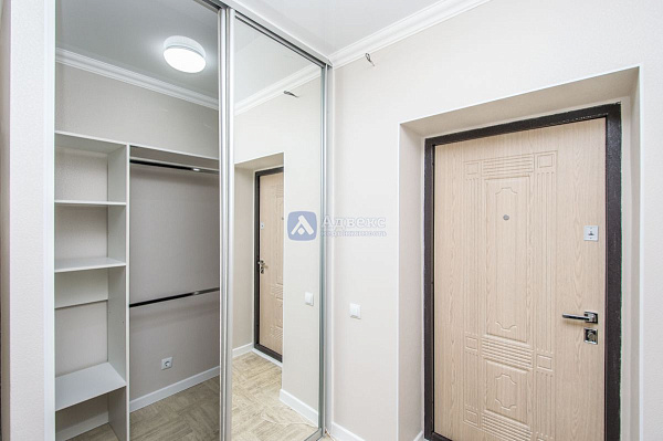 Квартира 3-комн., 68 м²