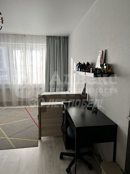 Квартира 3-комн., 76.3 м²