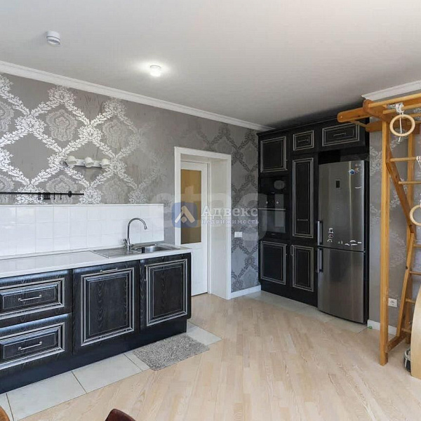 Квартира 2-комн., 79 м² Квартира 2-комн., 79 м²