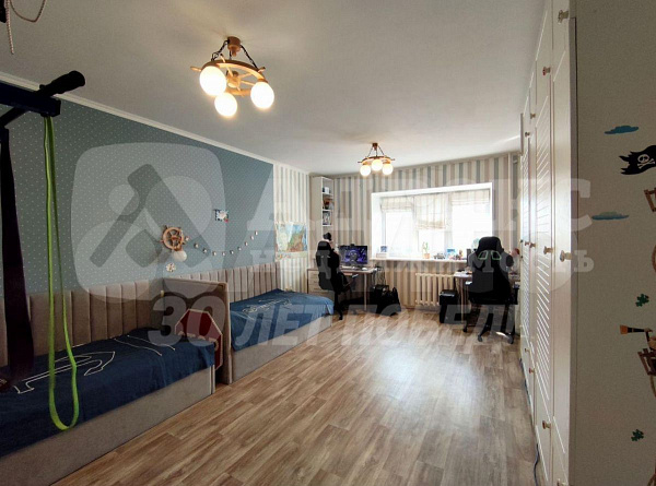 Квартира 3-комн., 111.6 м²