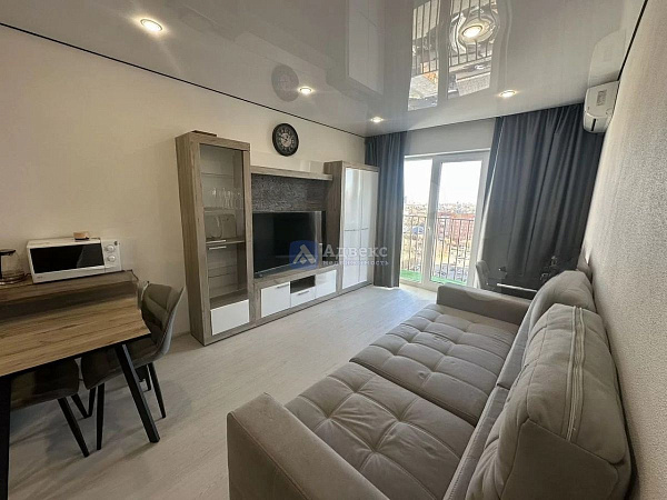 Квартира 1-комн., 43 м²