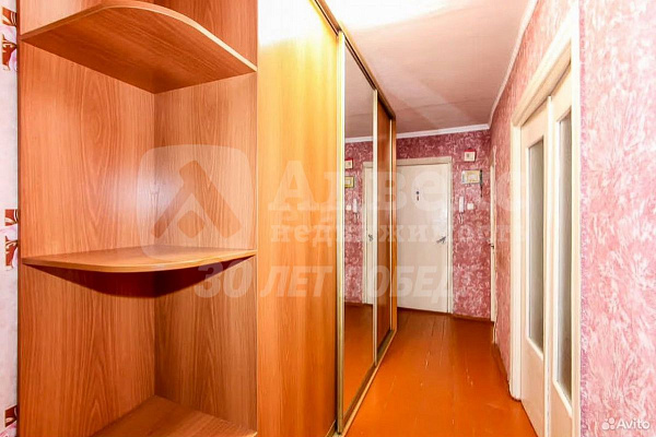 Квартира 4-комн., 74.7 м²