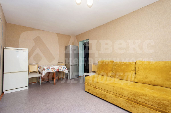 Квартира 3-комн., 55 м²