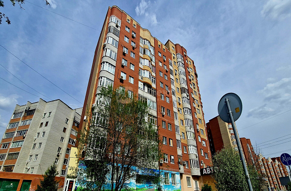 Квартира 2-комн., 82.4 м²