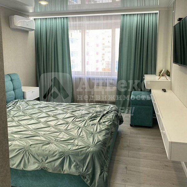 Квартира 3-комн., 92.7 м²