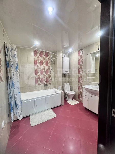 Квартира 3-комн., 74 м²