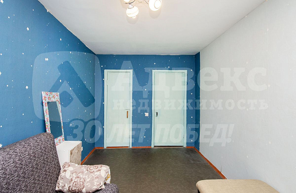 Квартира 3-комн., 55 м²