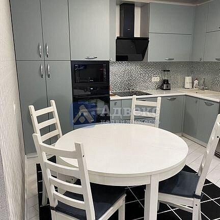 Квартира 3-комн., 84 м² Квартира 3-комн., 84 м²