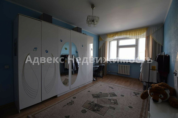 Квартира 3-комн., 128 м²