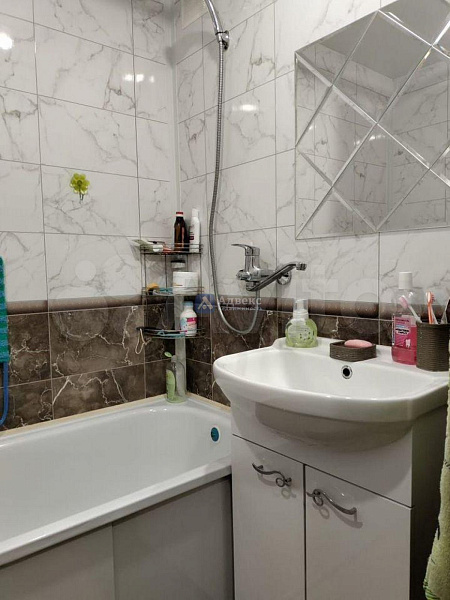 Квартира 3-комн., 65.4 м² Квартира 3-комн., 65.4 м²