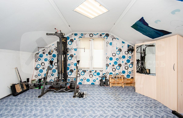 Коттедж 230 м²