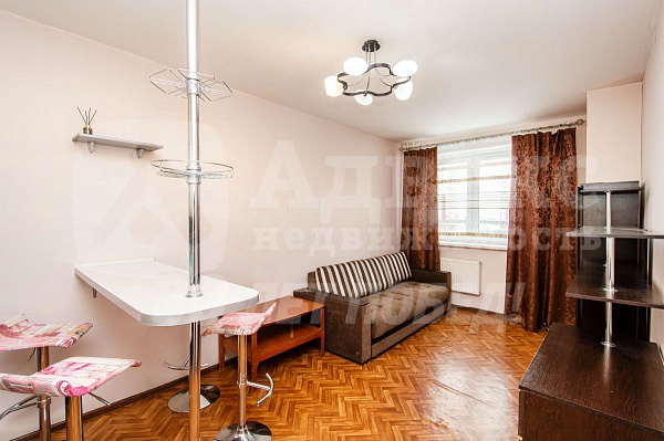 Квартира 1-комн., 42 м²