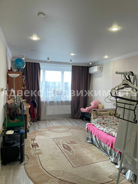 Квартира 3-комн., 90.1 м²