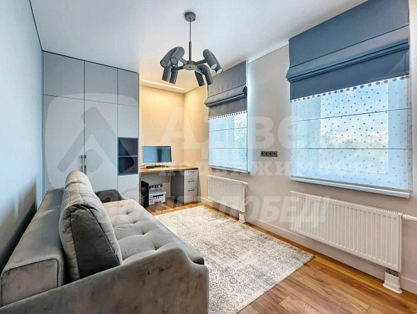 Квартира 3-комн., 70 м²