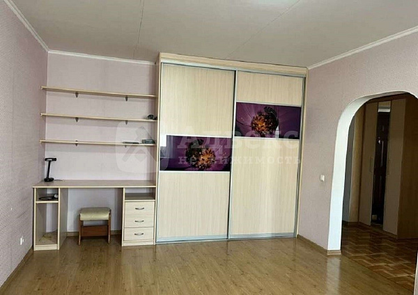 Квартира 1-комн., 44 м²