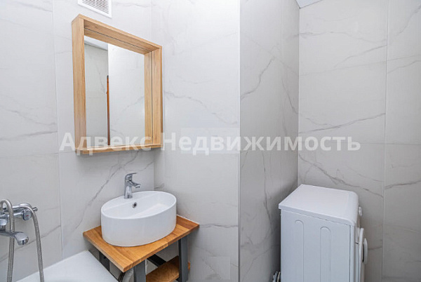 Квартира 3-комн., 65 м²