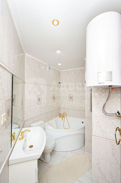 Квартира 2-комн., 80 м²