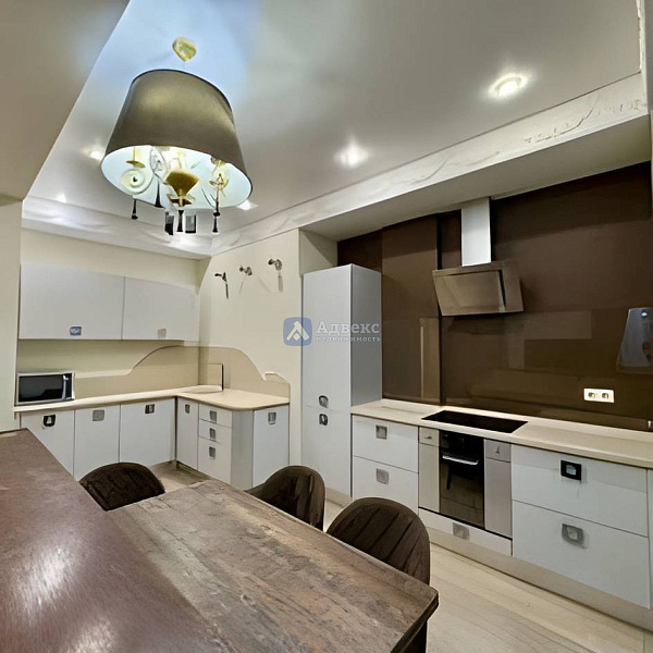 Квартира 3-комн., 82.3 м²