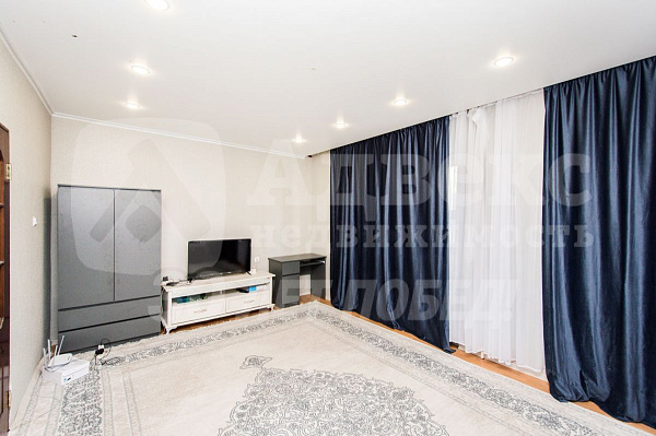 Квартира 3-комн., 70.8 м²