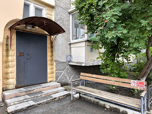 Квартира 3-комн., 93 м²