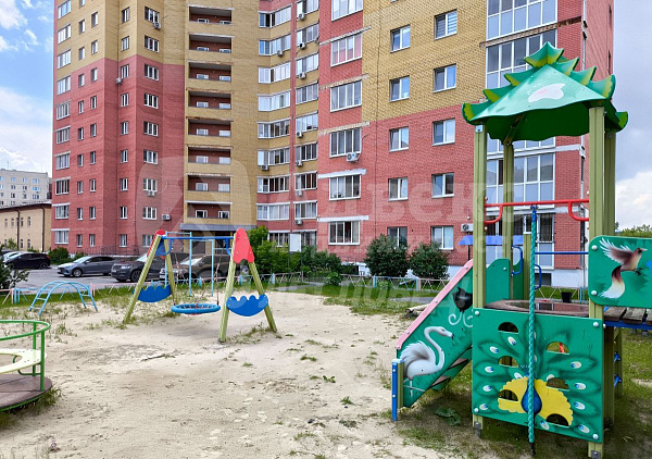 Квартира 2-комн., 80 м²