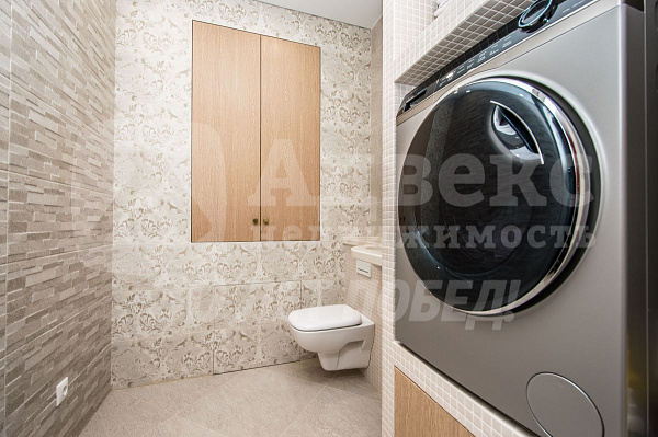 Квартира 3-комн., 117 м²
