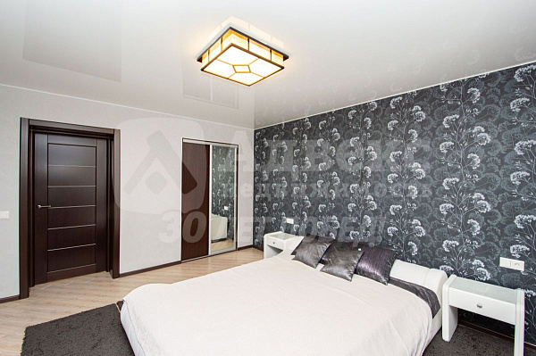 Квартира 2-комн., 93.4 м²