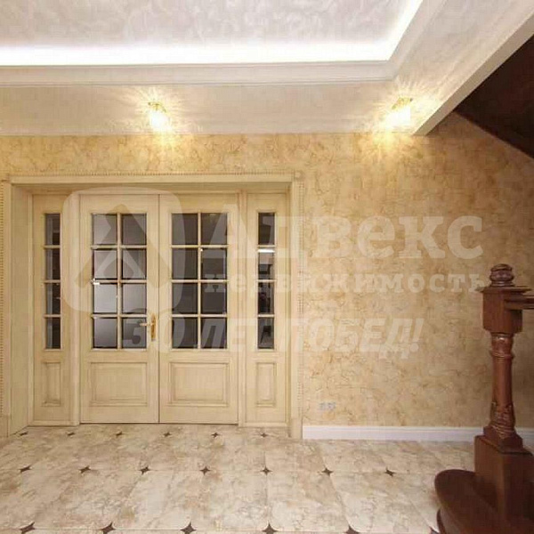 Дом, 260 кв.м.