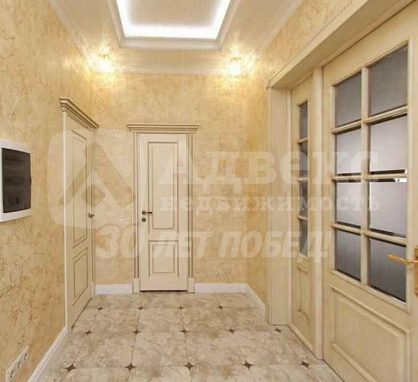 Дом, 260 кв.м.