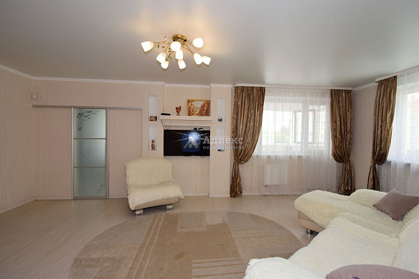 3-к квартира, 102 кв.м.