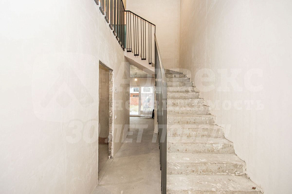 Квартира 3-комн., 144.78 м²