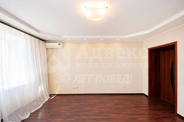 Квартира студия, 67.6 м²