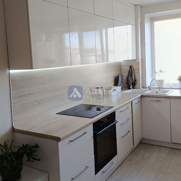 Квартира 3-комн., 69.7 м²