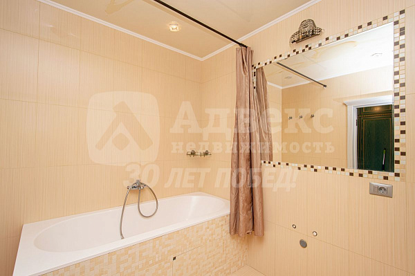 Квартира 2-комн., 80 м²