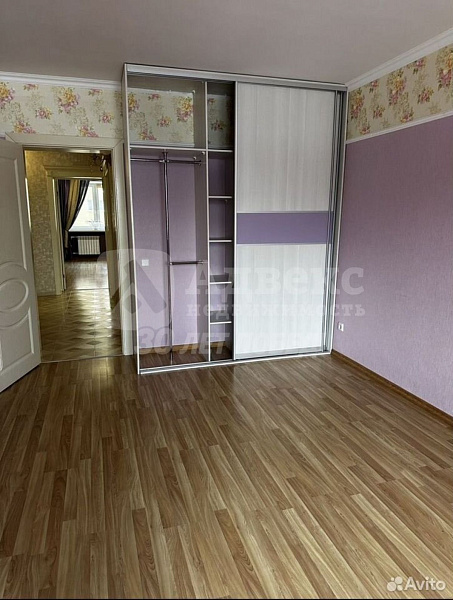 Квартира 4-комн., 121.6 м²
