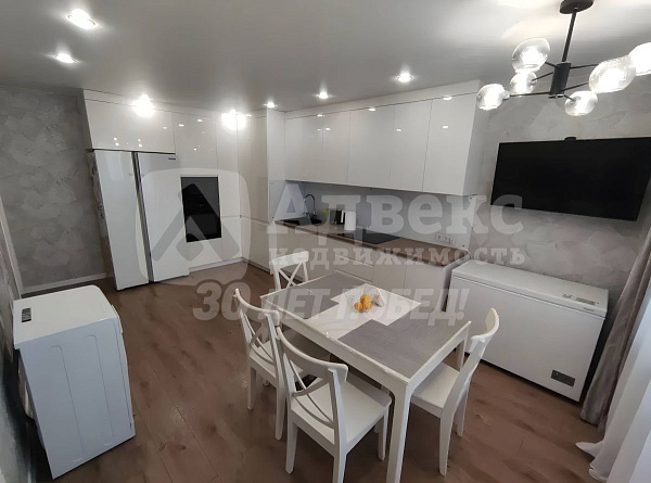 Квартира 3-комн., 86.7 м²