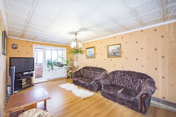 4-к квартира, 90 кв.м. 4-к квартира, 90 кв.м.