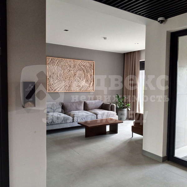 Квартира 3-комн., 110 м²