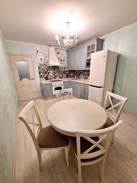 Квартира 1-комн., 45.1 м²