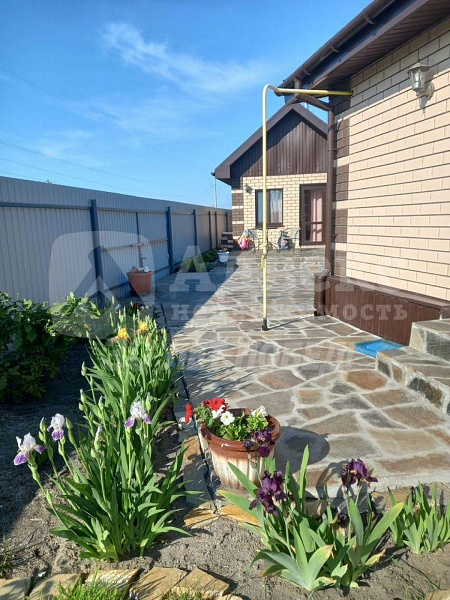 Коттедж 200 м²