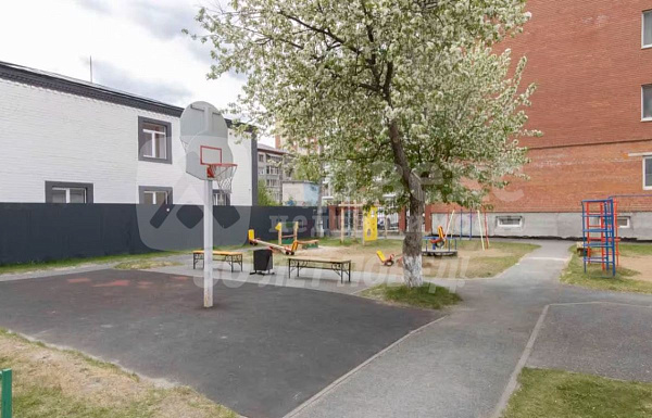 Квартира 3-комн., 96.8 м²