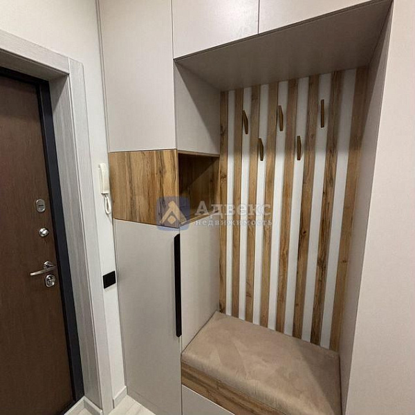 Квартира 4-комн., 101 м²