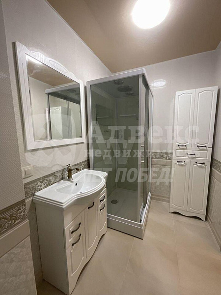 Квартира 2-комн., 76 м²