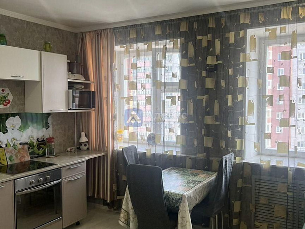 Квартира 1-комн., 46 м² Квартира 1-комн., 46 м²