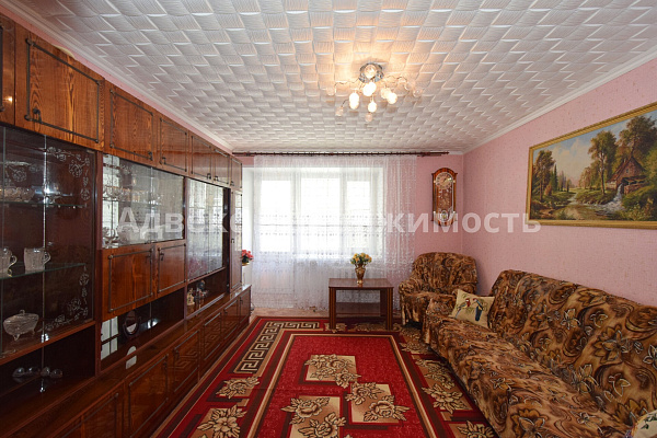 Квартира 3-комн., 60 м²