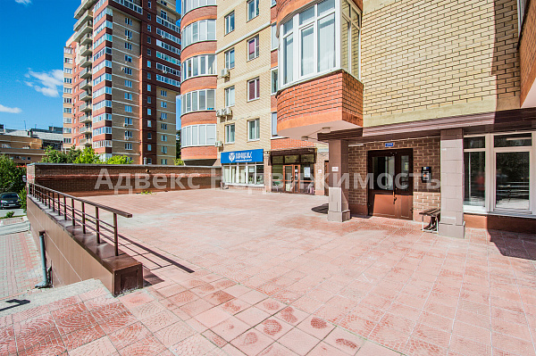 Квартира 2-комн., 92 м²