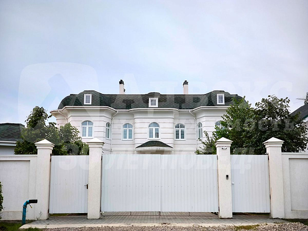 Дом, 410 кв.м.