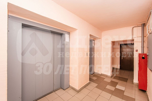 Квартира 2-комн., 74 м²