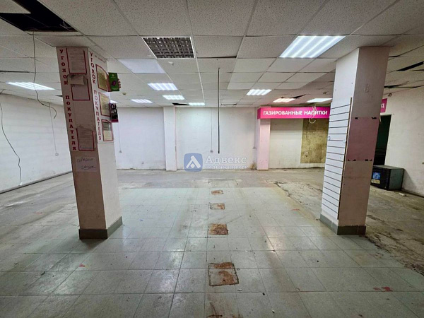 Торговое помещение 195.1 м²